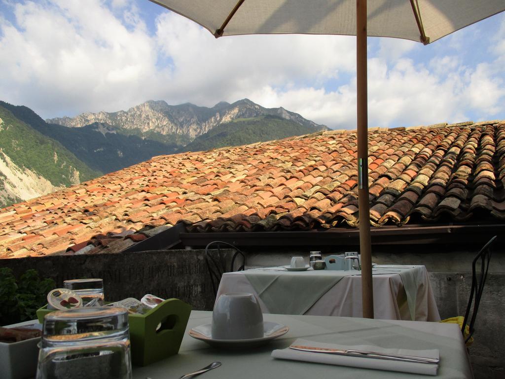 La Piazzetta Di Canale B&B Tenno Exterior photo